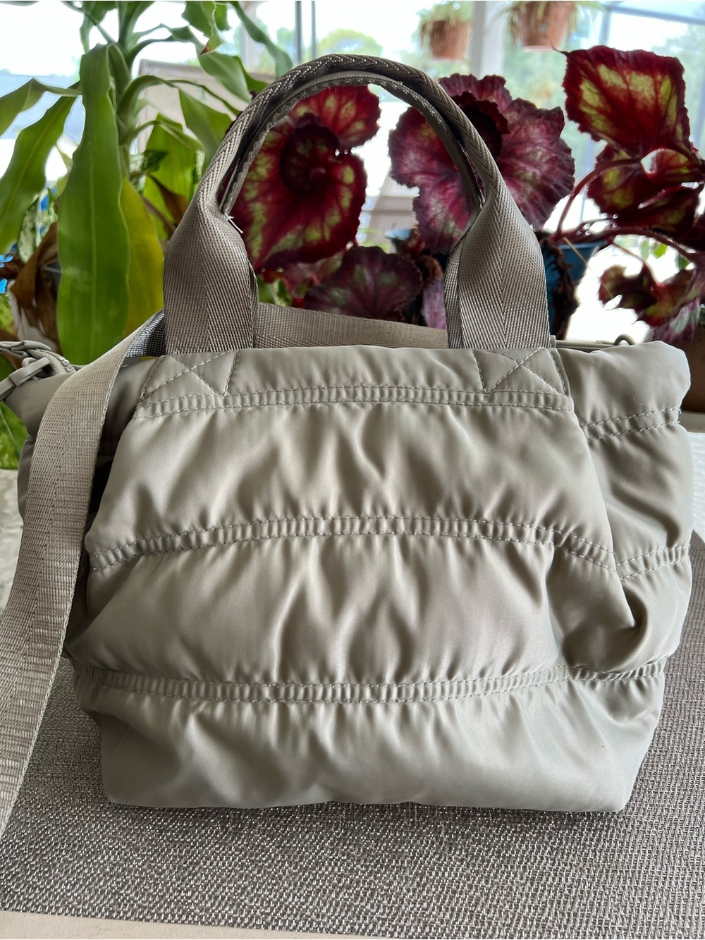 Seam Quilted Puffy Tote Bag in Light Taupe